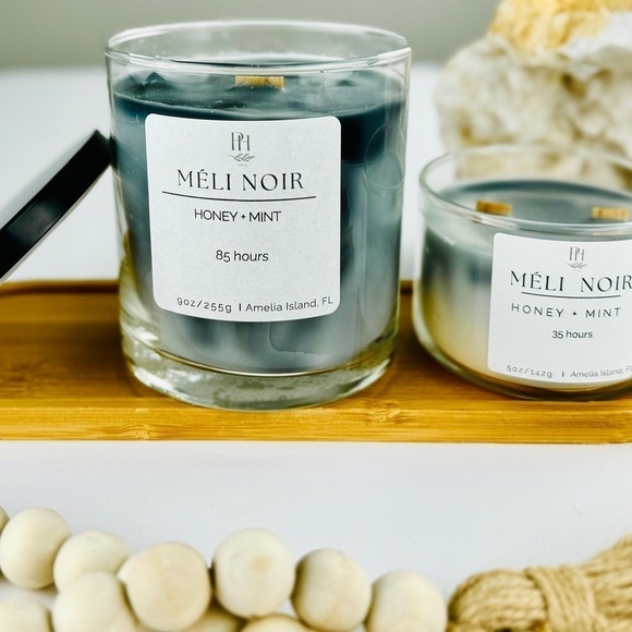 Méli Noir Candle- with notes of Honeysuckle Mint 9oz - Picture 1 of 12